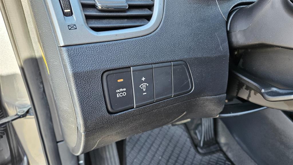 HYUNDAI Avante 2012 Gris - Importación desde Corea - HF Imports Iquique - Foto 15