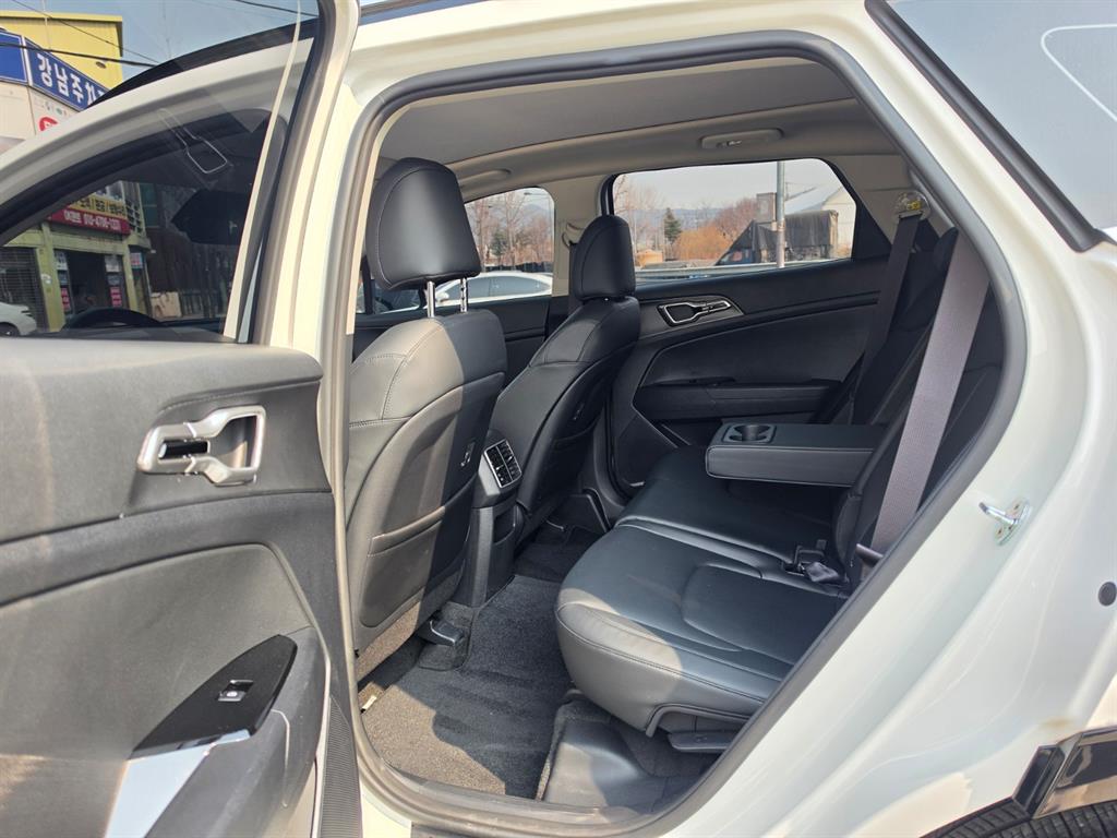 KIA Sportage - Vista 11