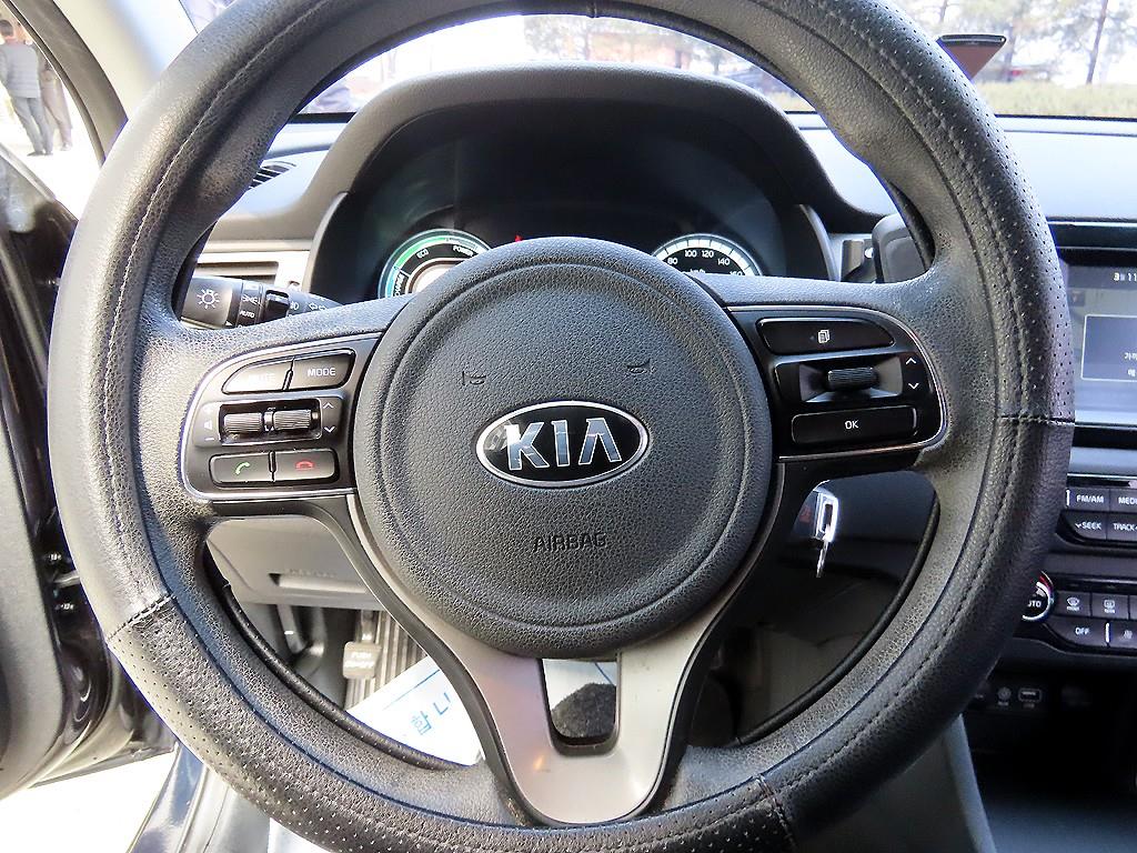 KIA Niro - Vista 8