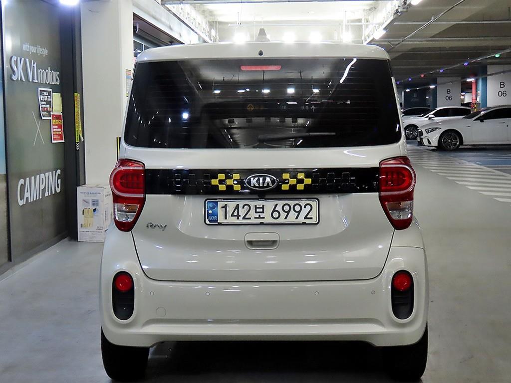 KIA Ray - Vista 5