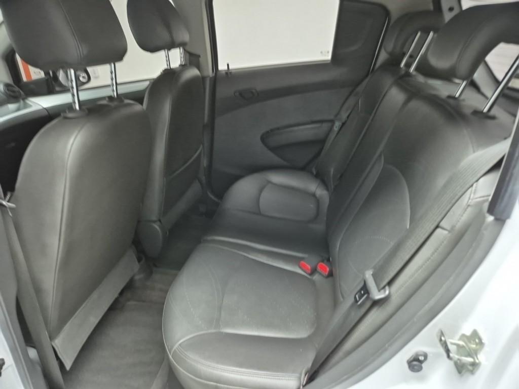 Chevrolet Spark - Vista 12
