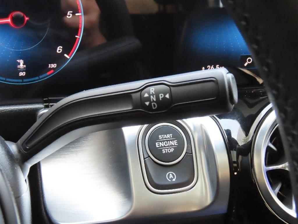 Mercedes Benz GLB Class - Vista 11