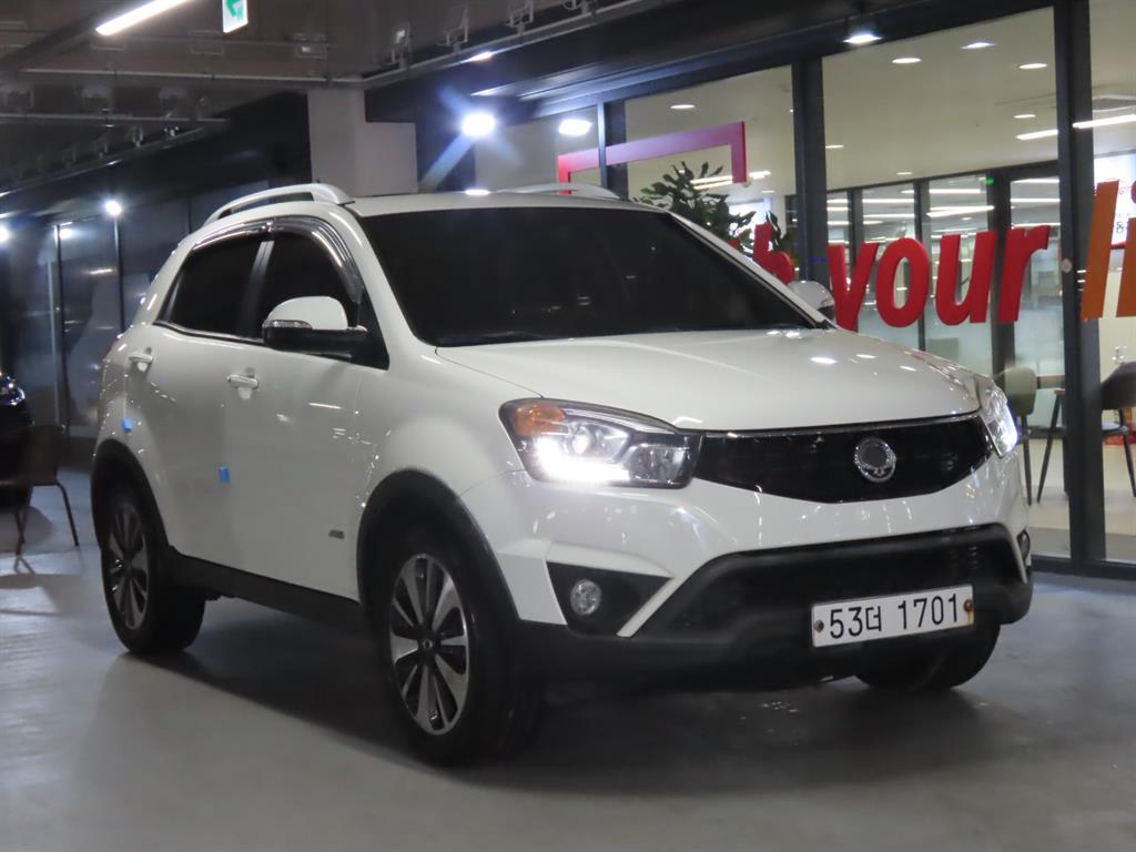 Ssangyong Korando 2015 Blanco - Importación desde Corea - HF Imports Iquique - Foto 1
