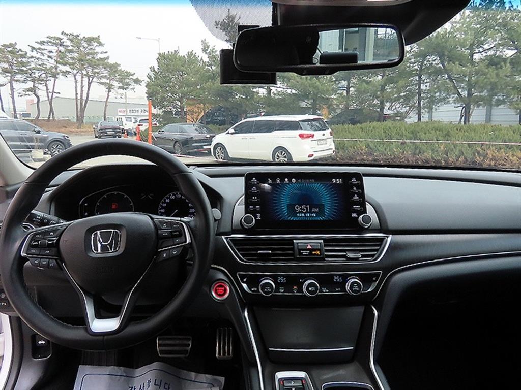 Honda Accord - Vista 7