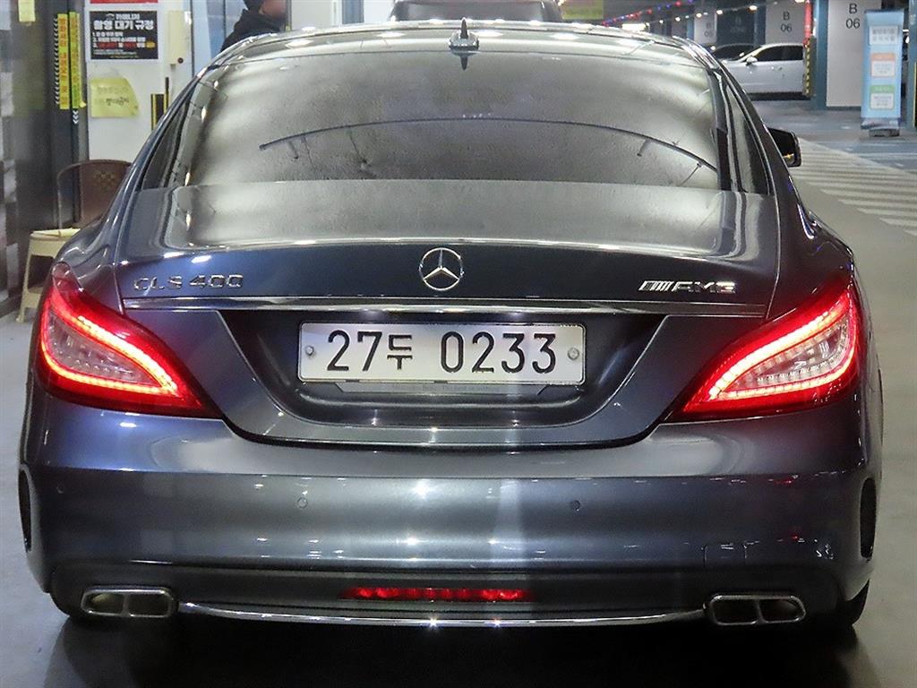 Mercedes Benz CLS Class - Vista 5