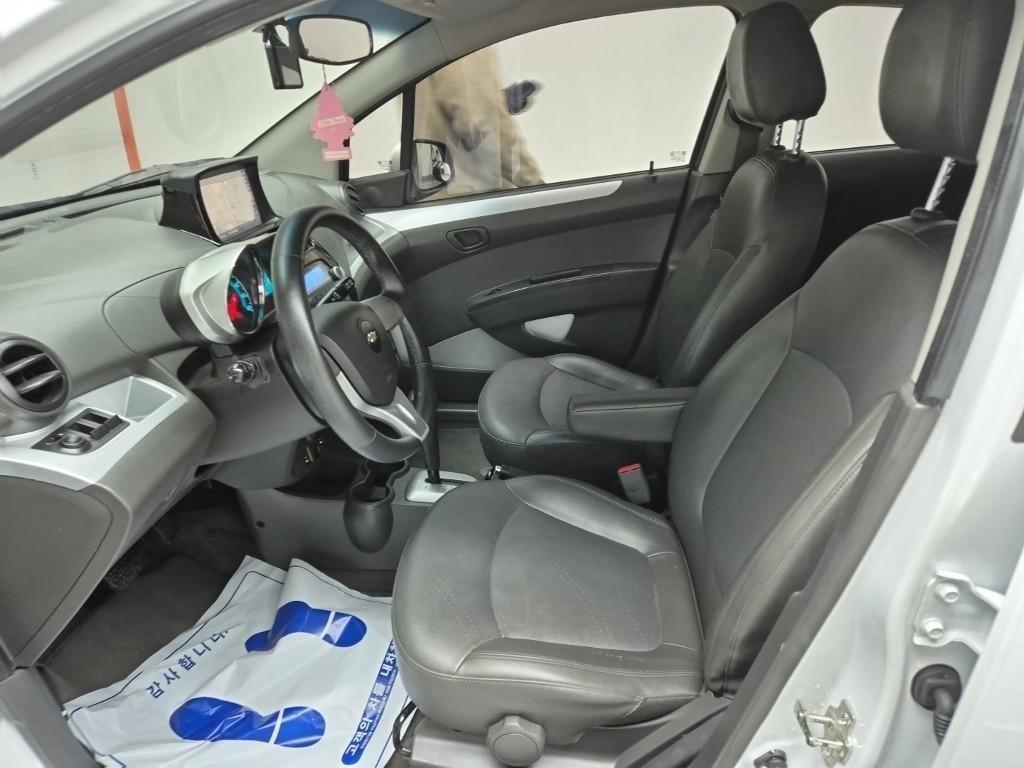 Chevrolet Spark - Vista 11