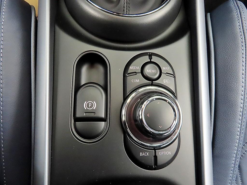 Mini Clubman - Vista 12