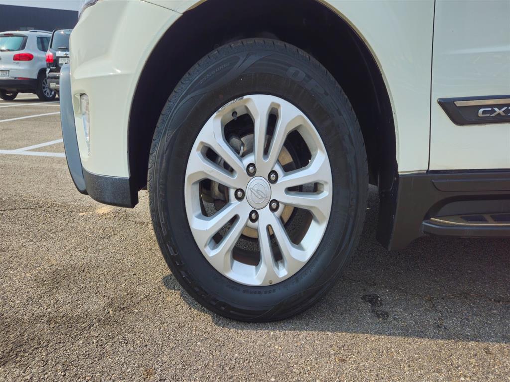 Ssangyong Korando - Vista 5