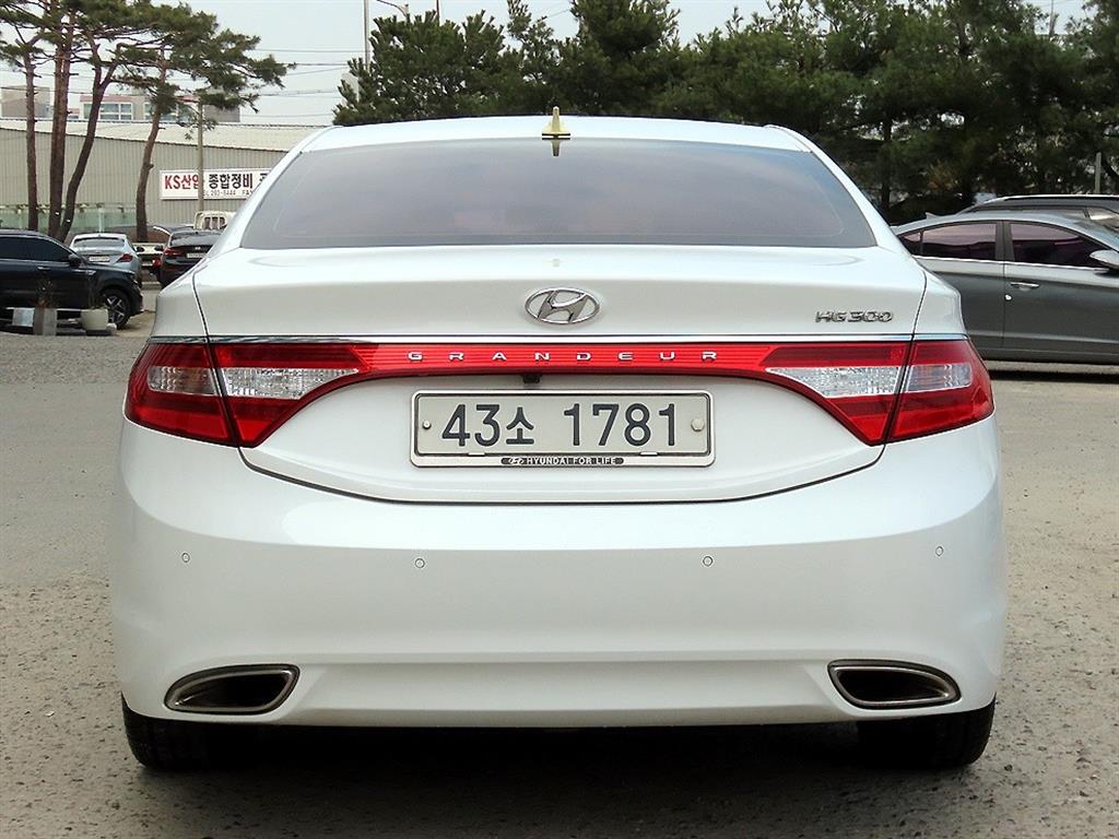HYUNDAI Grandeur - Vista 4