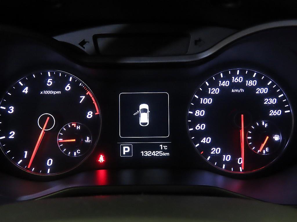 HYUNDAI Veloster - Vista 9