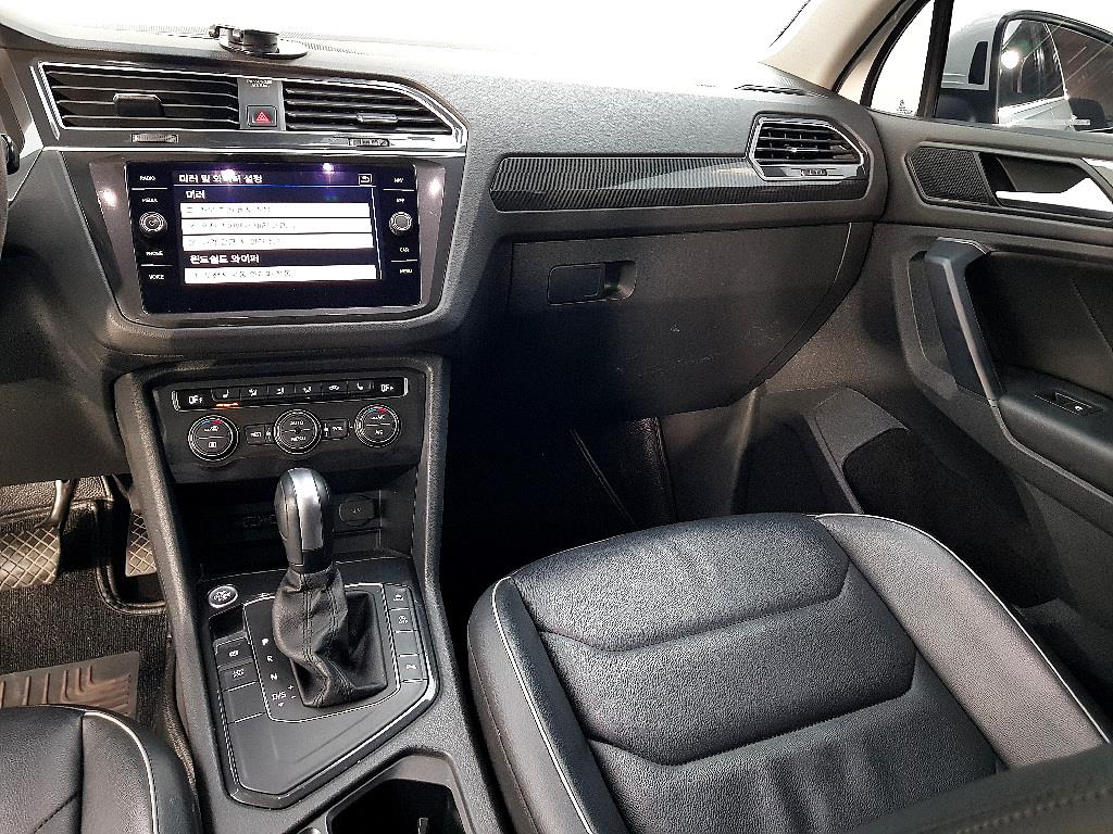 Volkswagen Tiguan - Vista 10