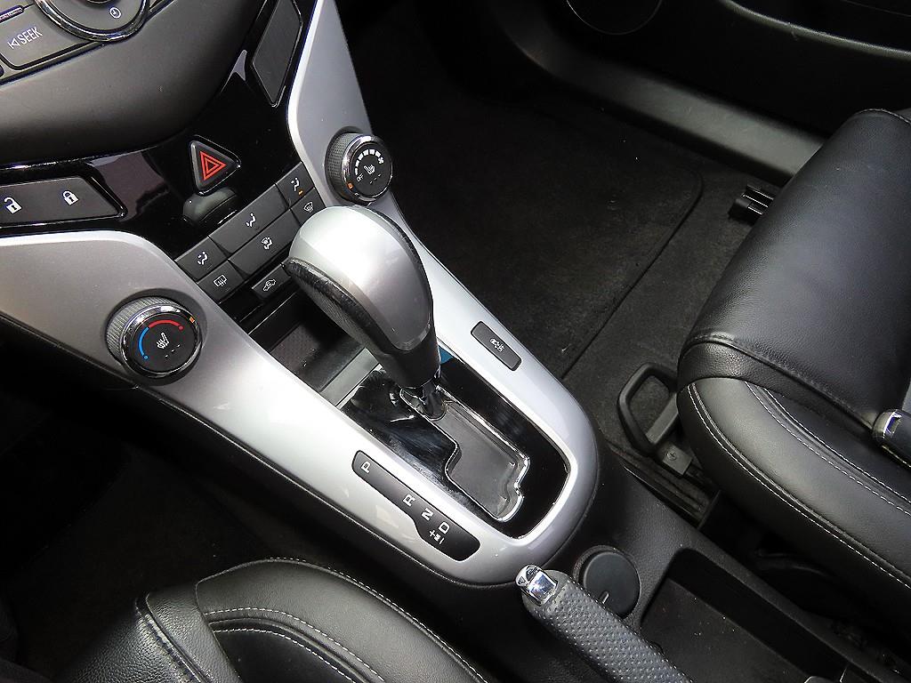 Chevrolet Cruise - Vista 10