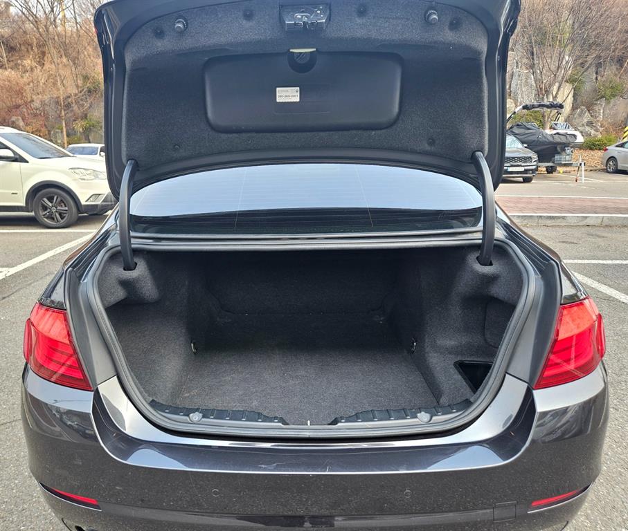 BMW 5 Series - Vista 7