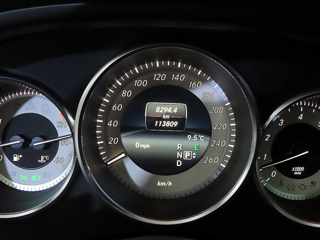 Mercedes Benz CLS Class - Vista 9