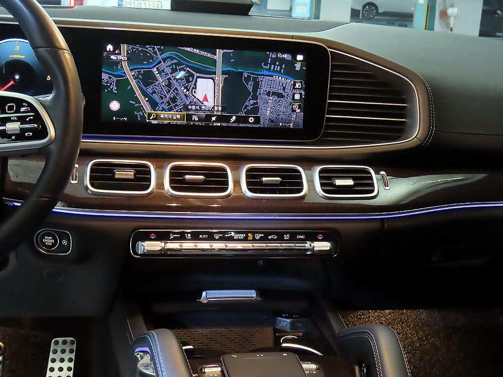 Mercedes Benz GLE Class - Vista 11