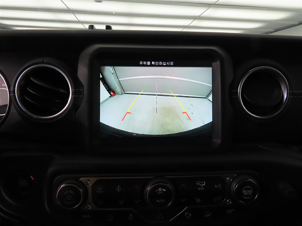 Jeep Wrangler 2018 Blanco - Importación desde Corea - HF Imports Iquique - Foto 17