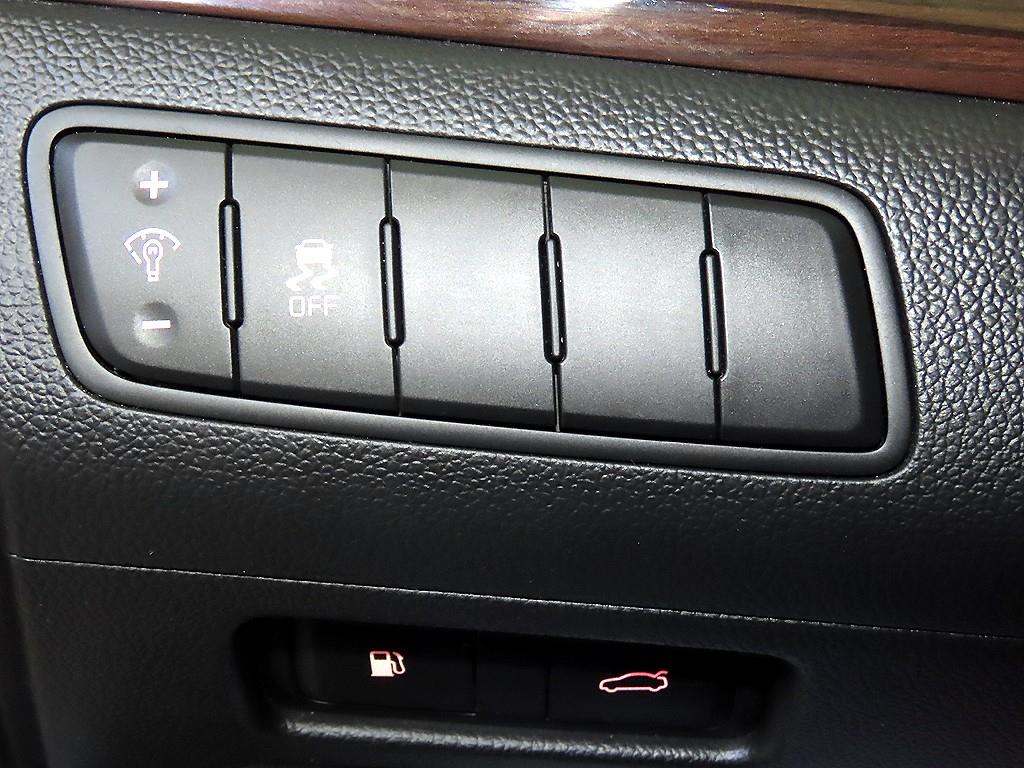 KIA K7 2015 Negro - Importación desde Corea - HF Imports Iquique - Foto 14