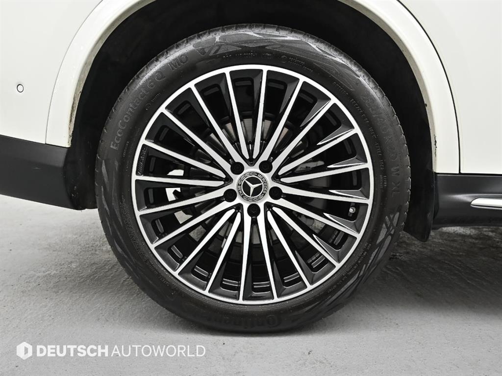 Mercedes Benz GLC Class - Vista 5