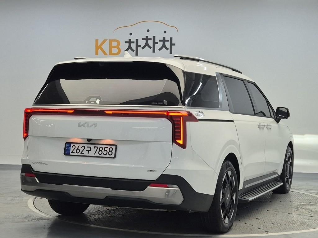 KIA Carnival 2024 Blanco - Importación desde Corea - HF Imports Iquique - Foto 18