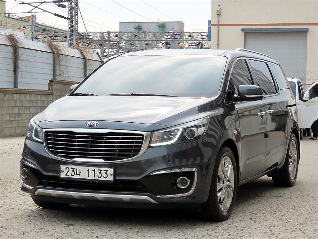 KIA Carnival - Vista 2
