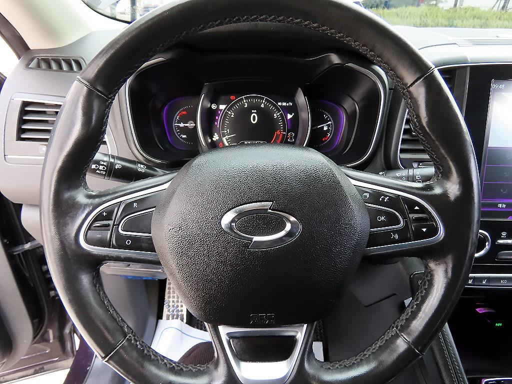 SAMSUNG QM6 - Vista 8