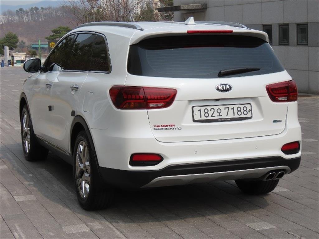 KIA Sorento - Vista 7