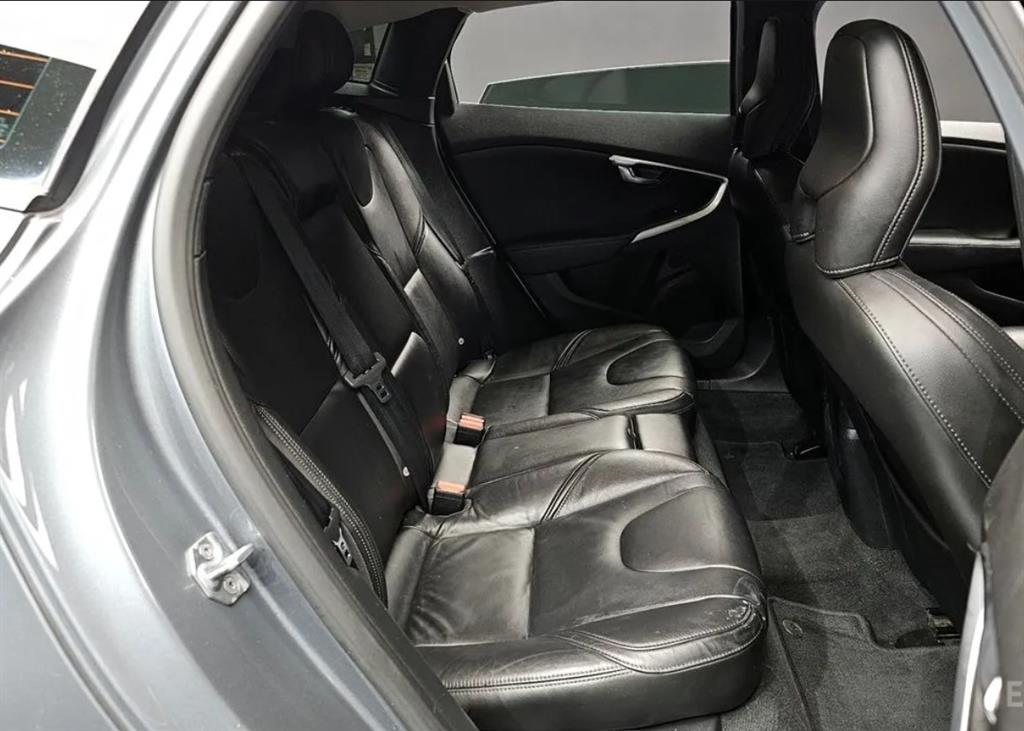 Volvo V40 - Vista 12