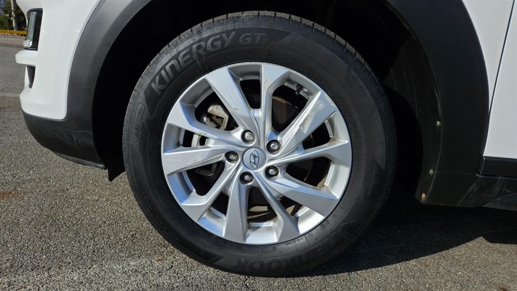 HYUNDAI Tucson - Vista 5