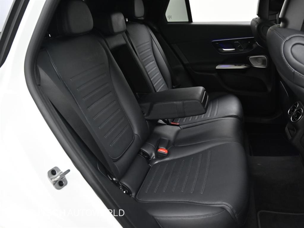 Mercedes Benz GLC Class - Vista 12