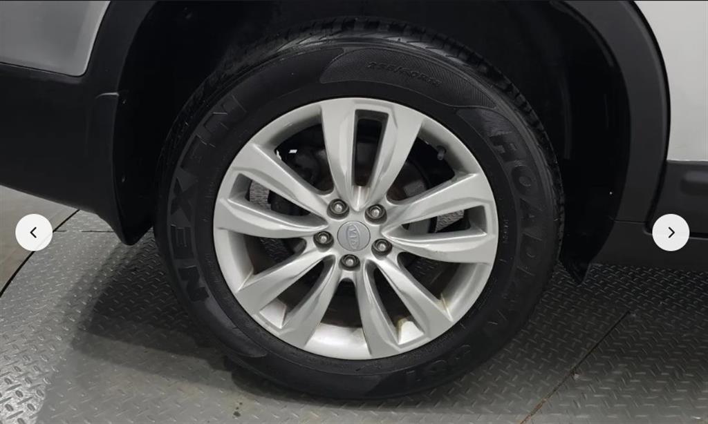 KIA Sorento - Vista 5