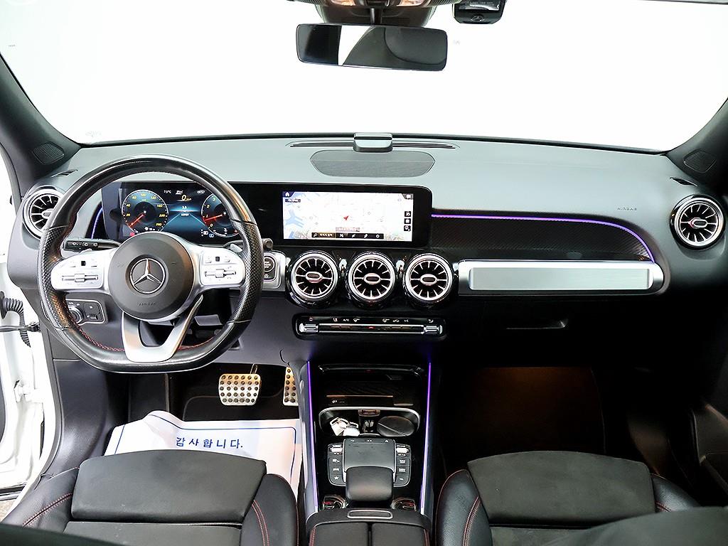 Mercedes Benz GLB Class - Vista 9