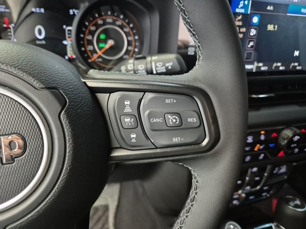 Jeep Wrangler 2025 Negro - Importación desde Corea - HF Imports Iquique - Foto 15