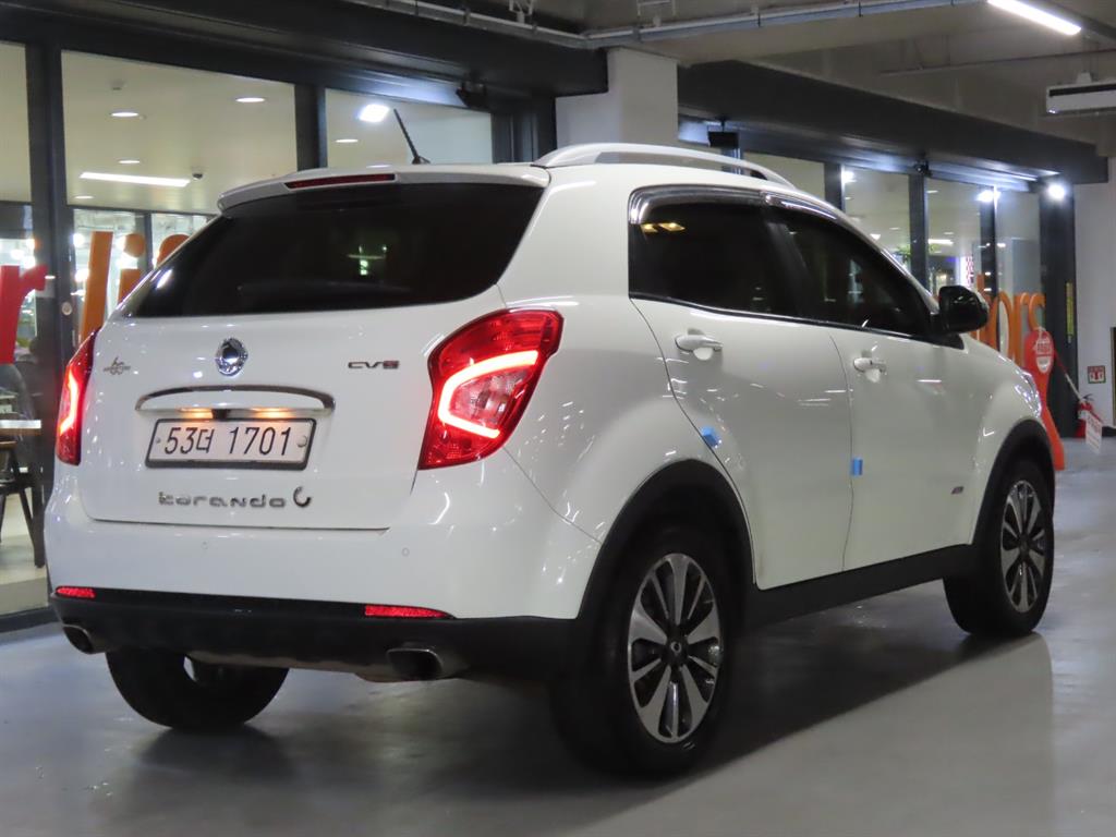 Ssangyong Korando - Vista 7