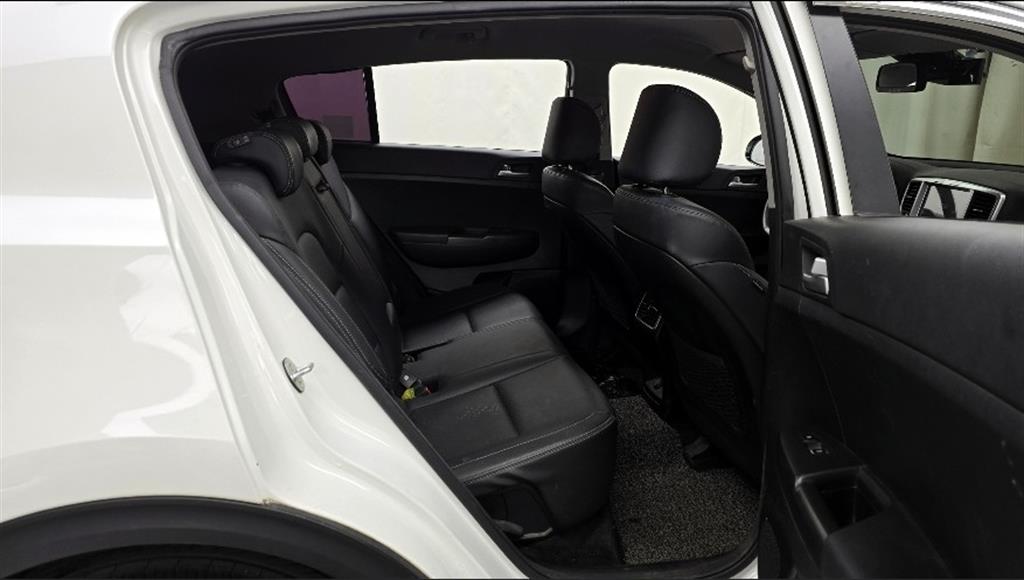 KIA Sportage - Vista 10