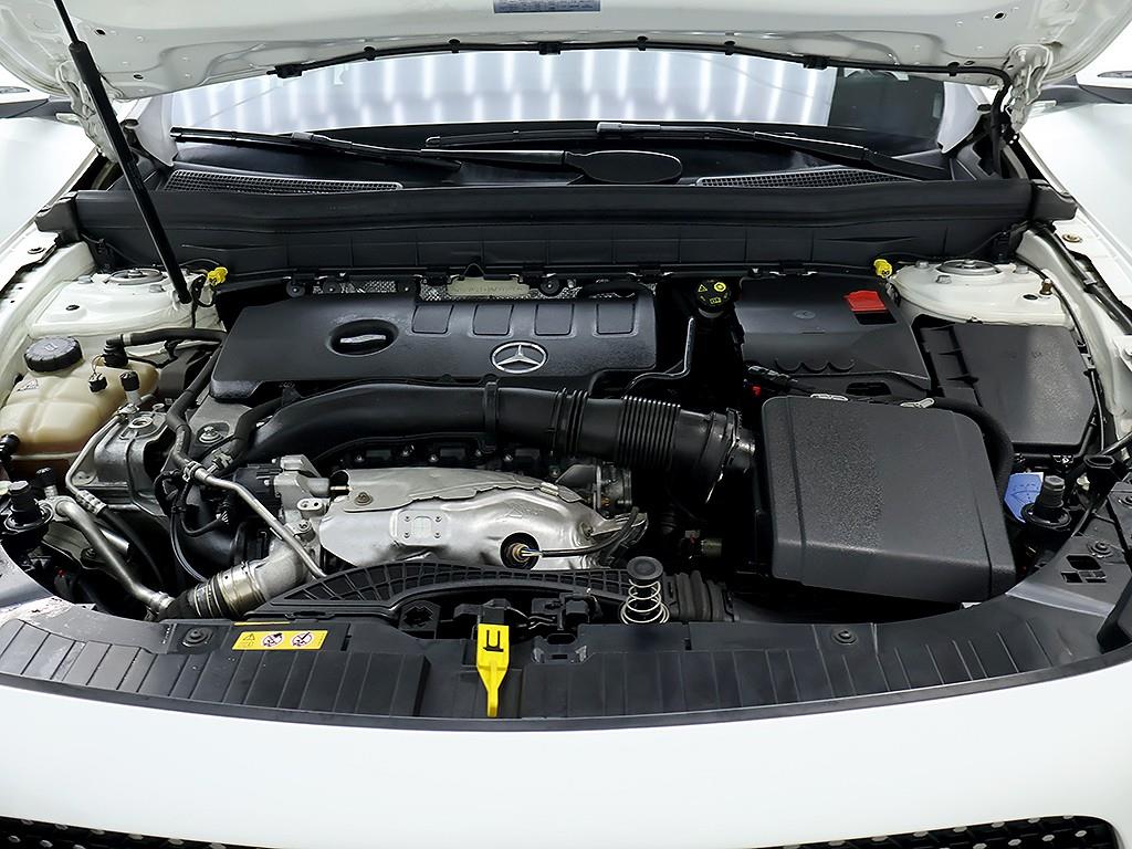 Mercedes Benz GLB Class 2021 Blanco - Importación desde Corea - HF Imports Iquique - Foto 7