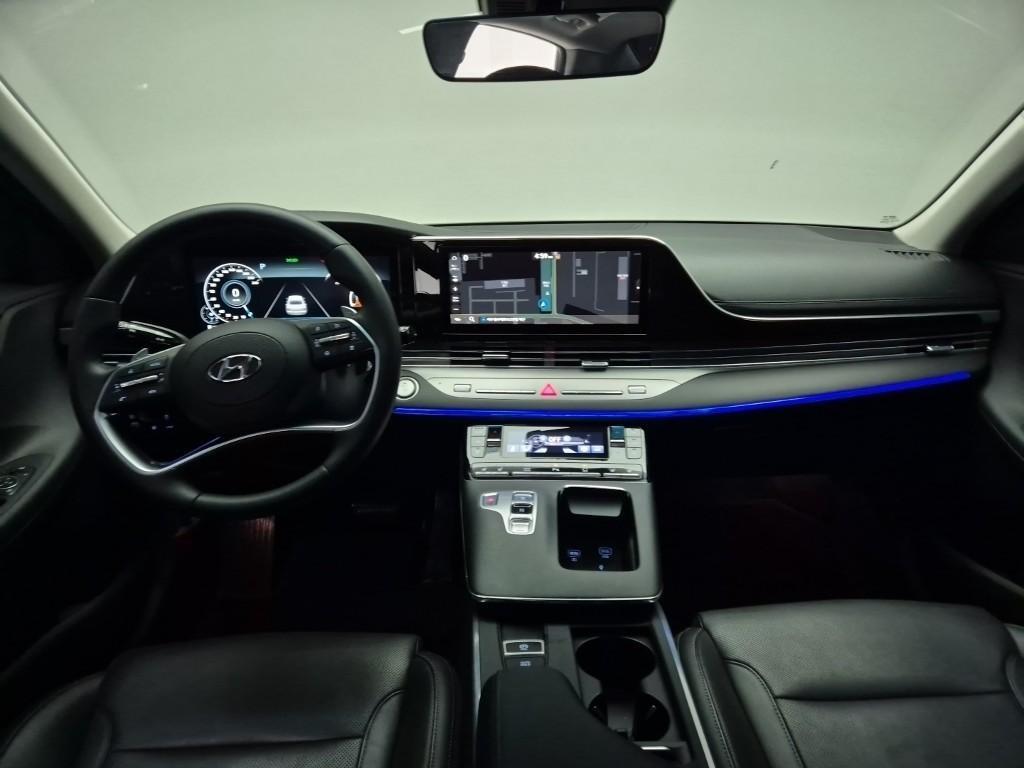 HYUNDAI Grandeur - Vista 7