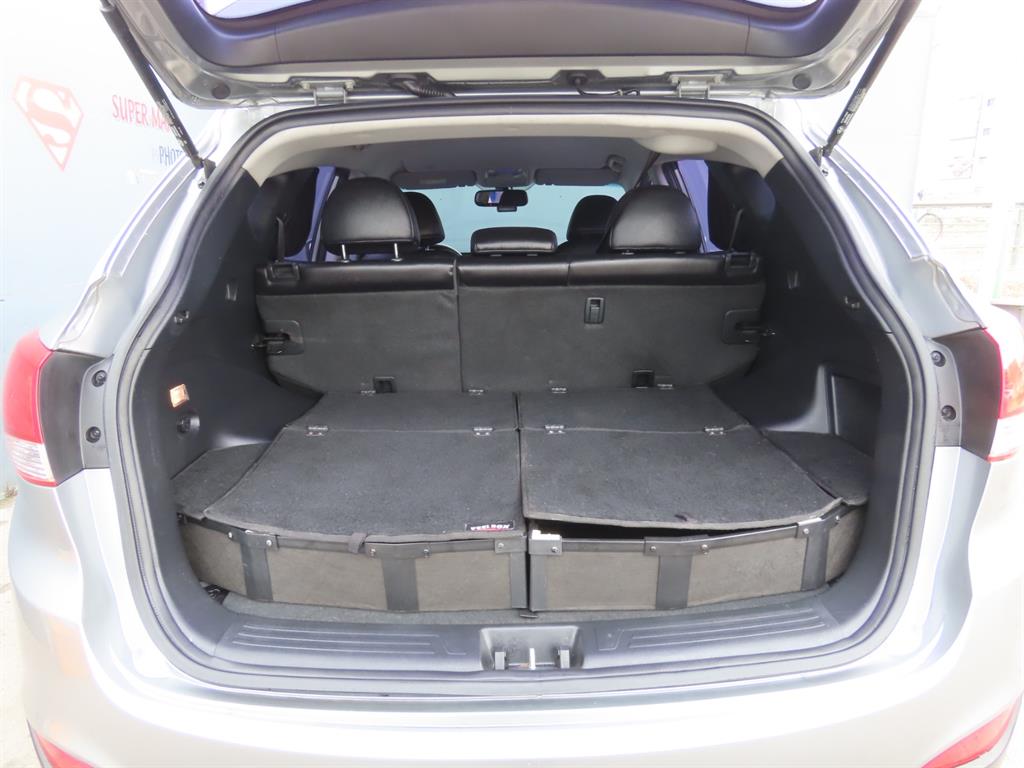 HYUNDAI Tucson - Vista 9