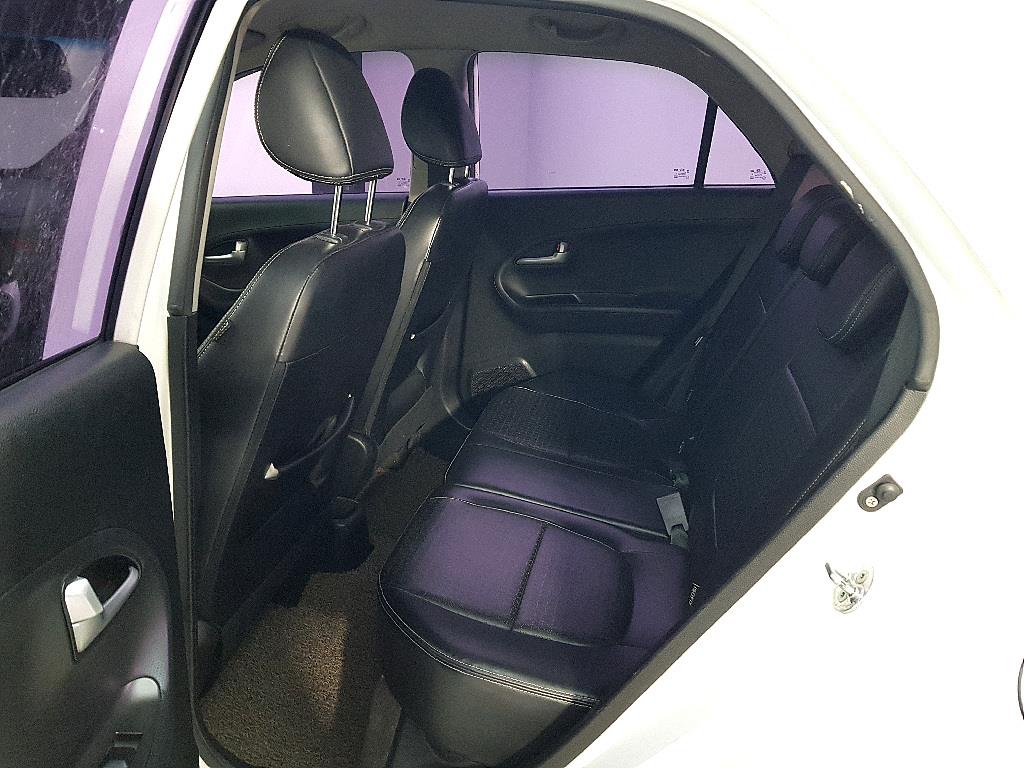 KIA Morning - Vista 8