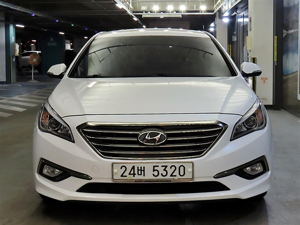 HYUNDAI Sonata - Vista 2