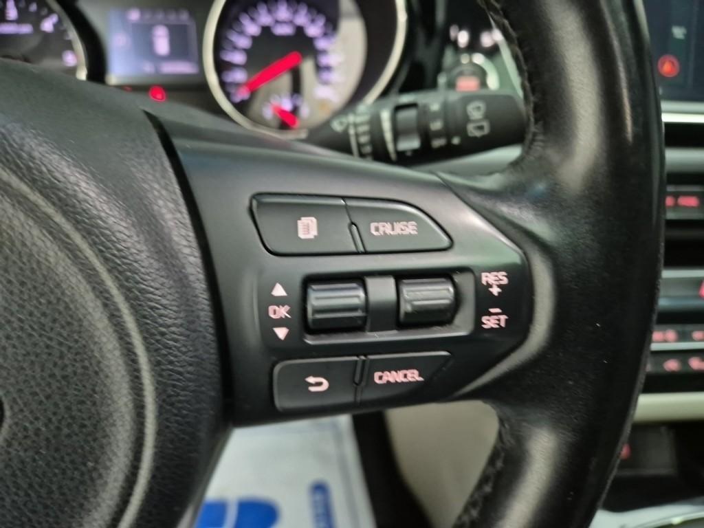 KIA Carnival 2016 Blanco - Importación desde Corea - HF Imports Iquique - Foto 16