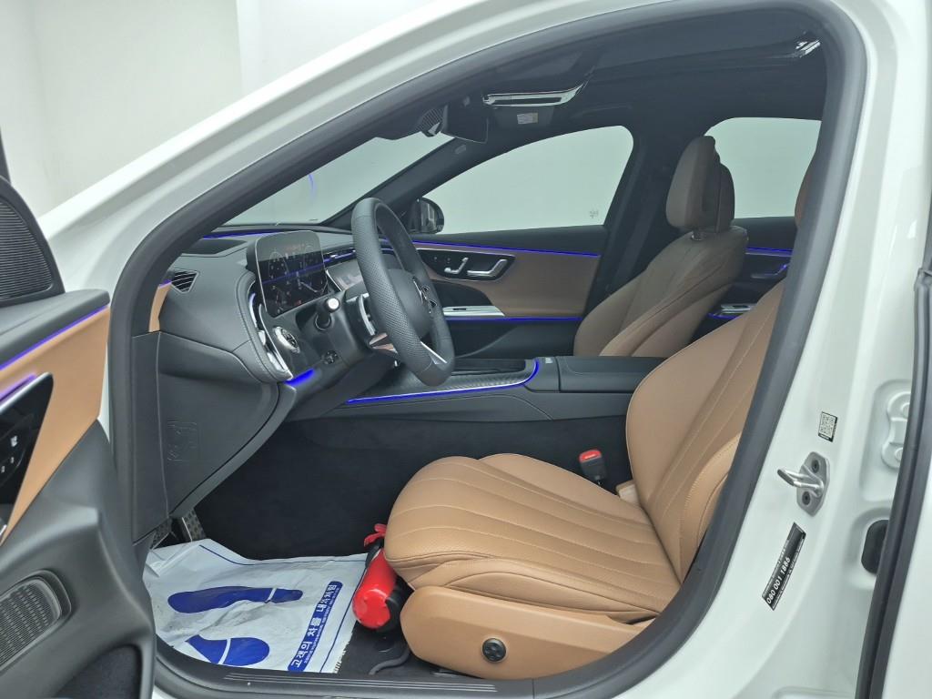 Mercedes Benz E class - Vista 11