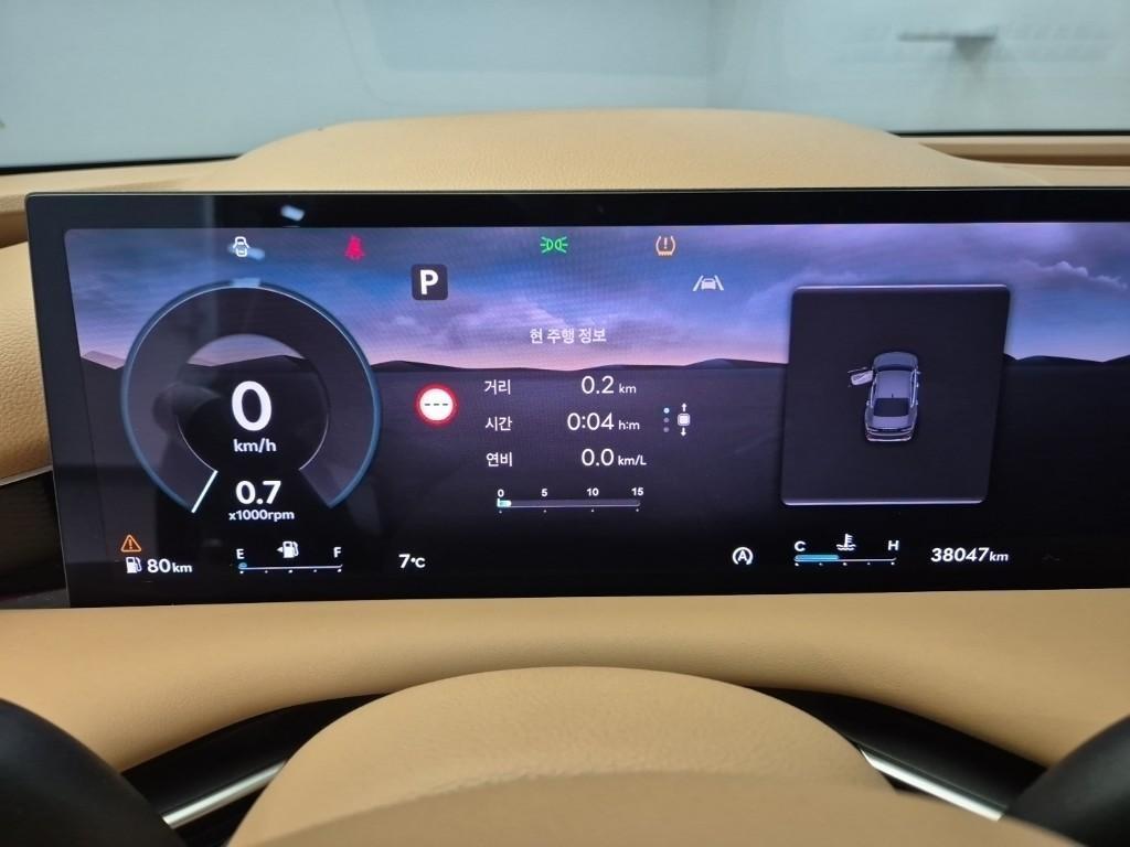 Genesis G80 - Vista 6