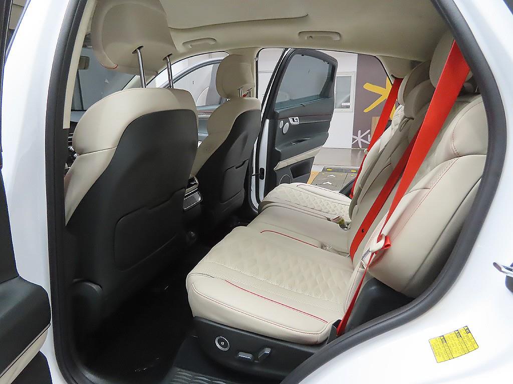 Genesis GV80 2024 Blanco - Importación desde Corea - HF Imports Iquique - Foto 8