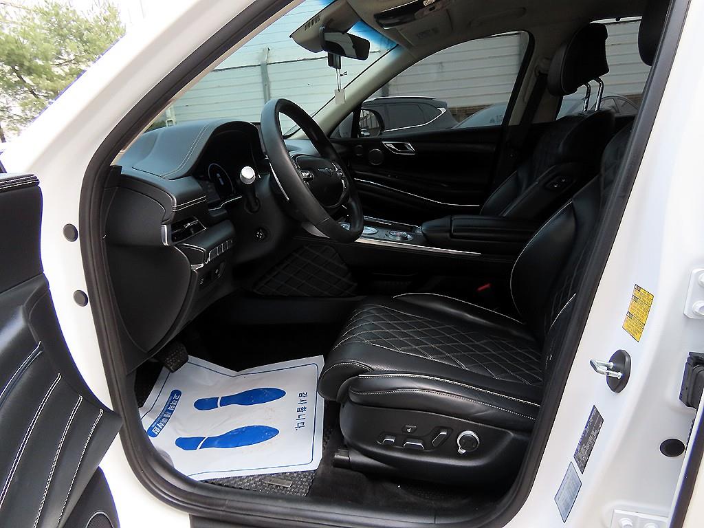 Genesis GV80 - Vista 5