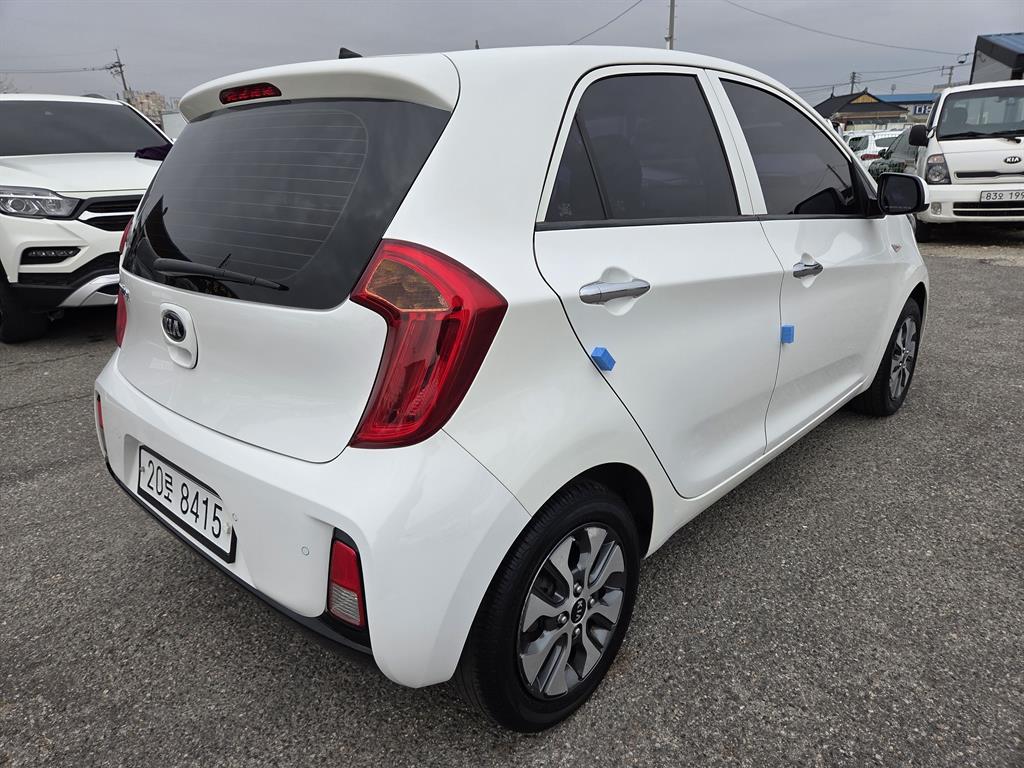 KIA Morning - Vista 4