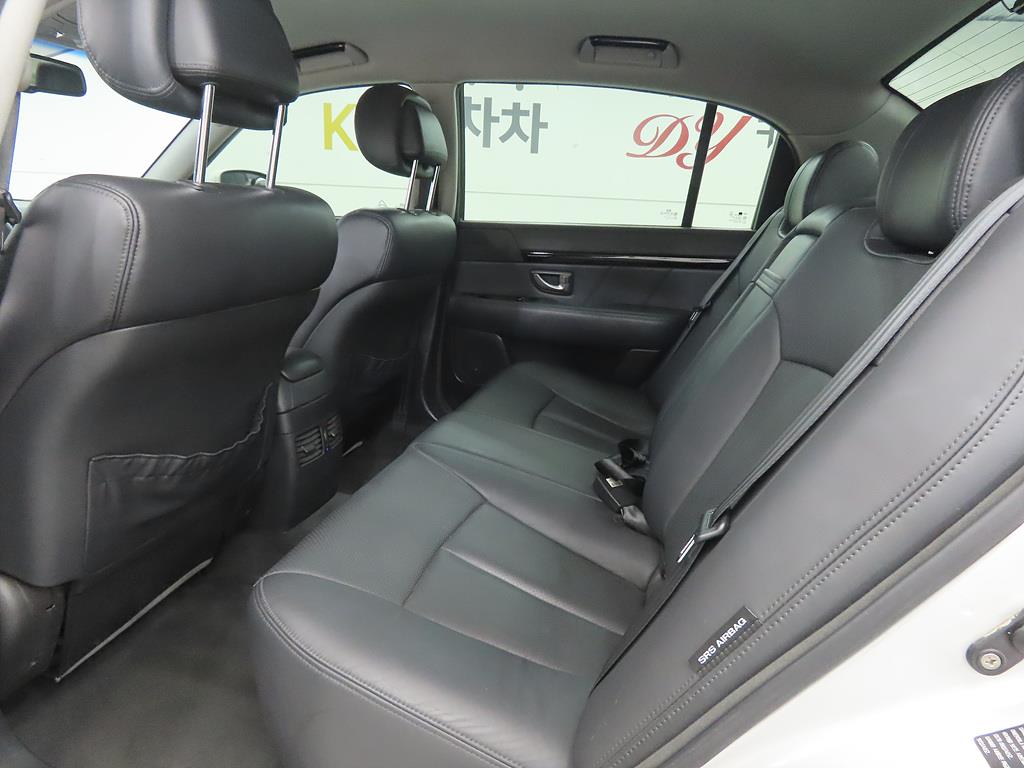 KIA Opirus - Vista 6