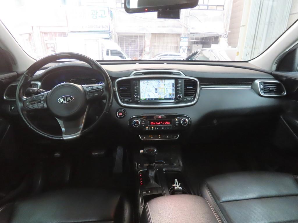 KIA Sorento - Vista 7