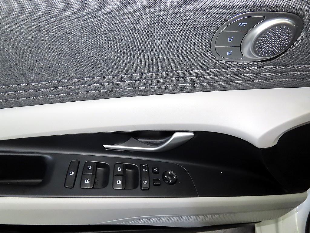 HYUNDAI Avante 2023 Blanco - Importación desde Corea - HF Imports Iquique - Foto 13