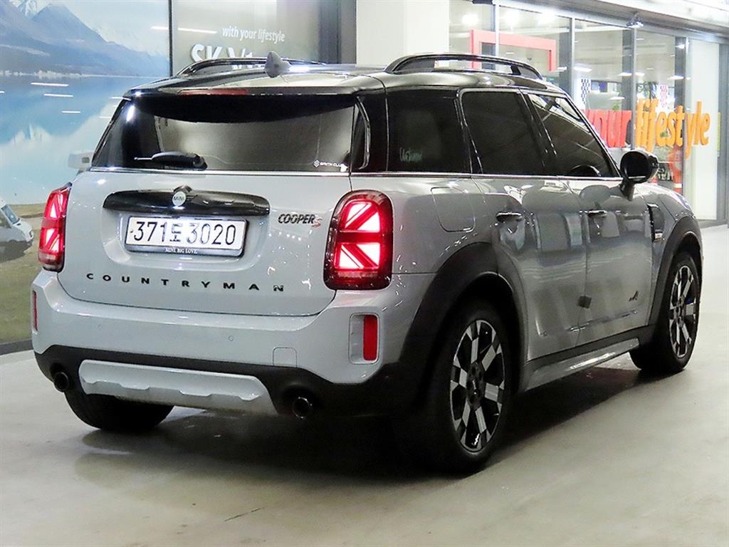 Mini Countryman - Vista 4