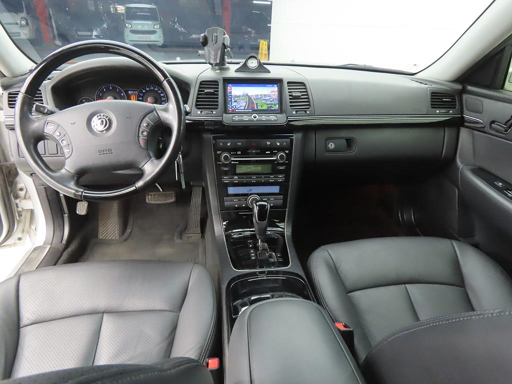 KIA Opirus - Vista 7